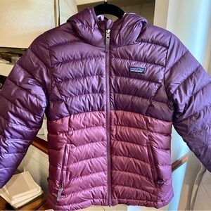 Patagonia reversible down hoodie size
12 youth -L
